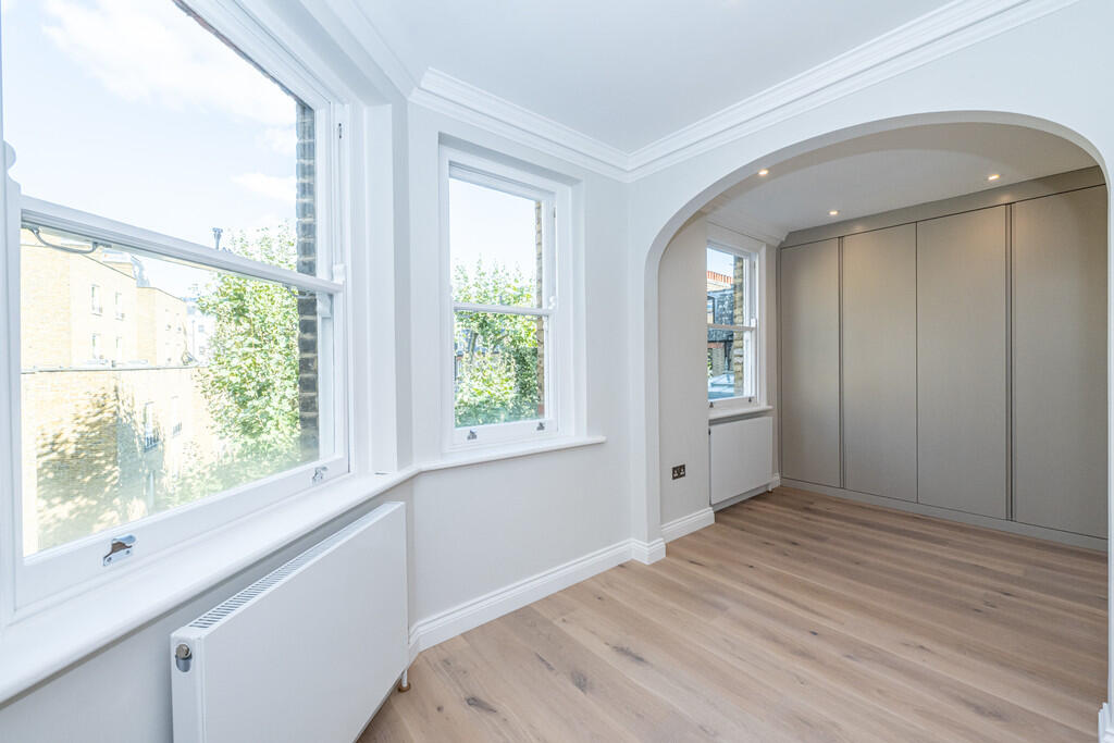 Ashburn Place 6@3...