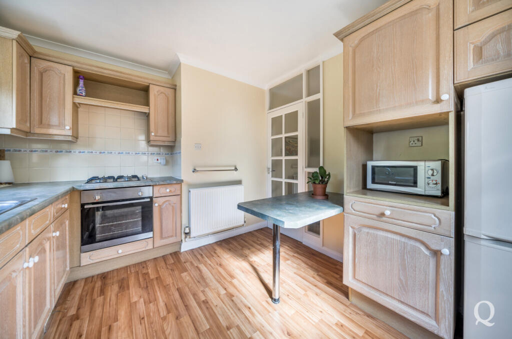 5b2890f4-47c5-4f1...