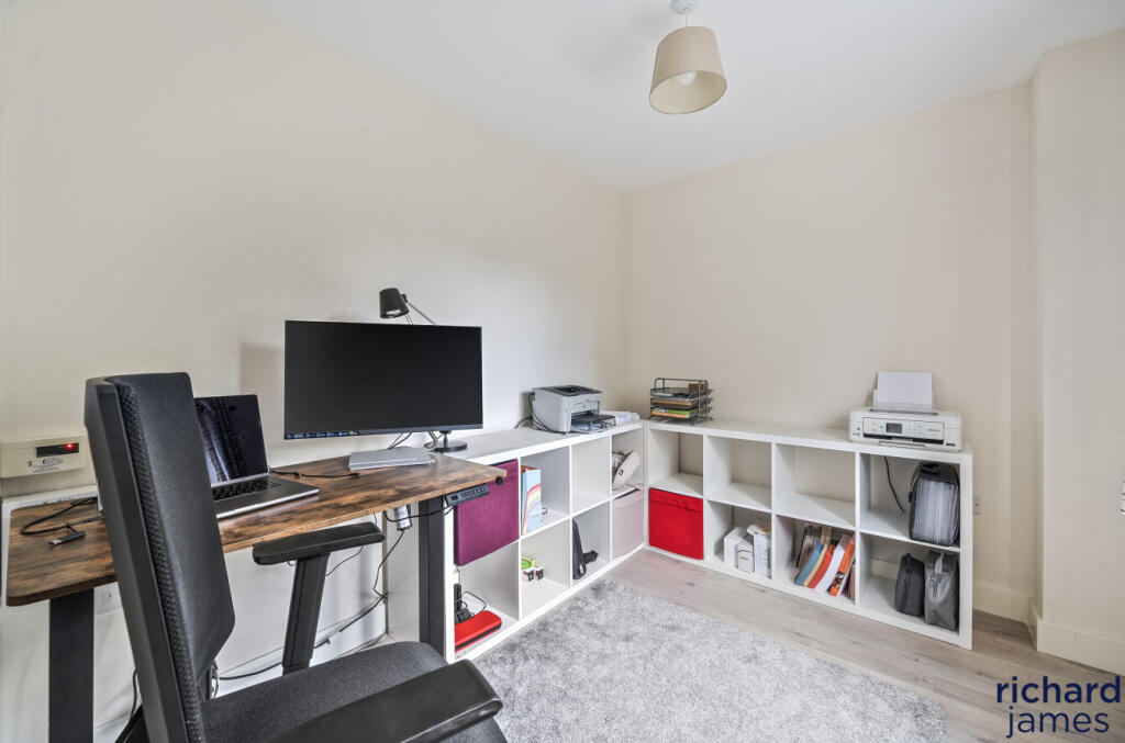 0185d243da104b2986fa74dc4bb4a000