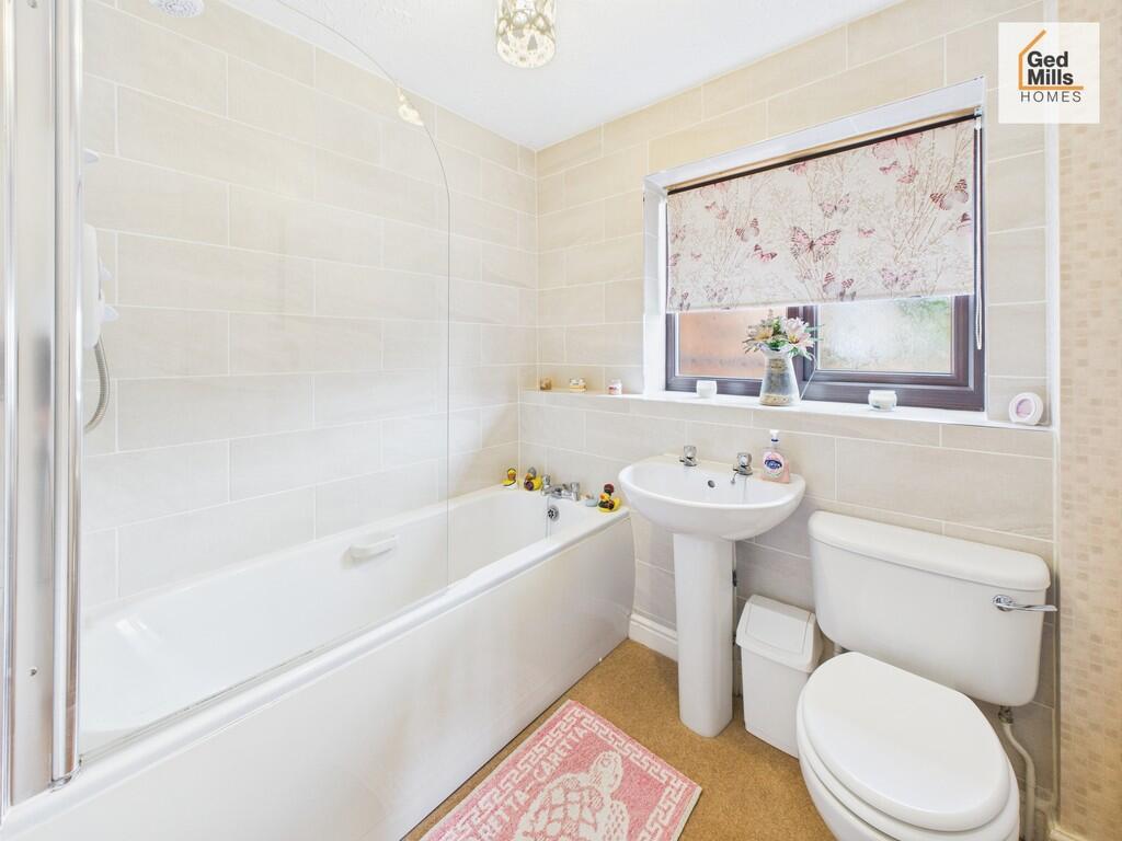 CAM04261G0-PR0066...