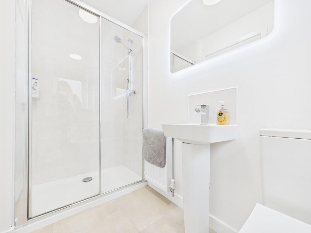 CAM05526G0-PR0034...