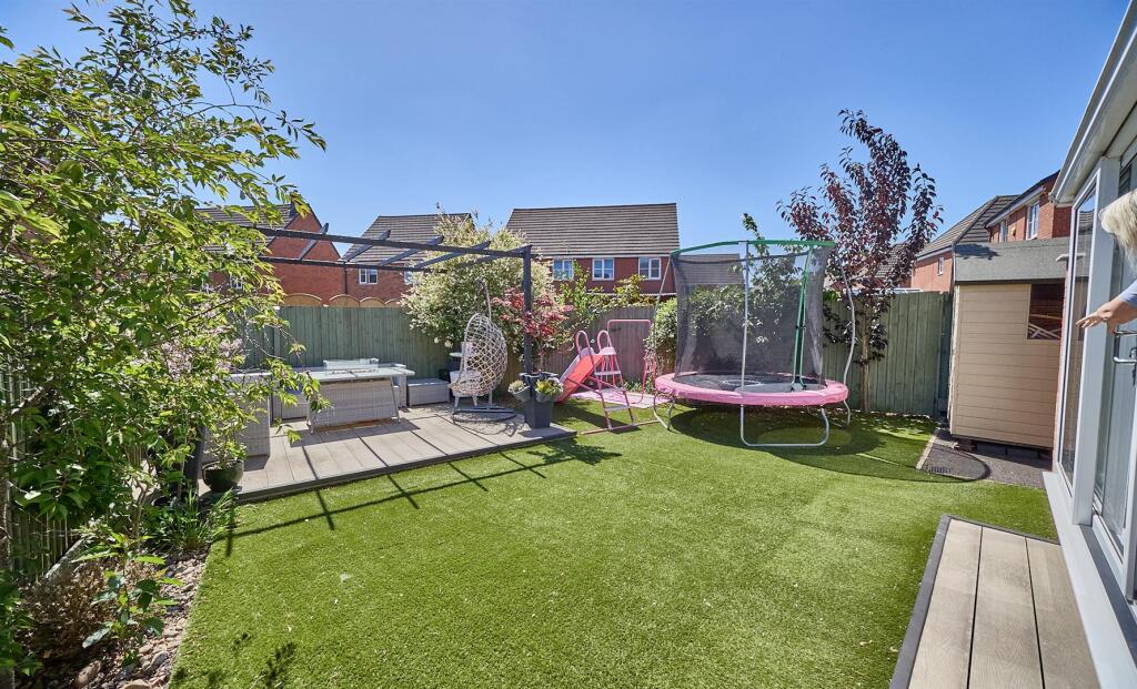 15 Amber Way BB 4.jpg