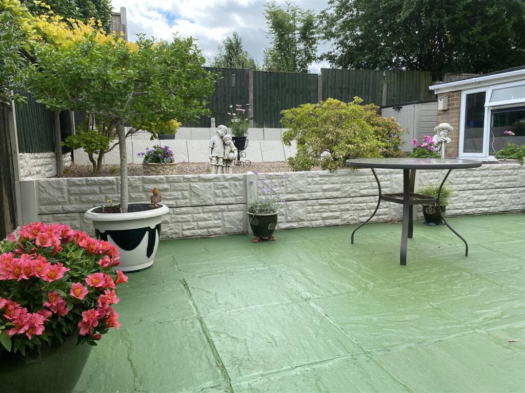 Low maintenance rear garden