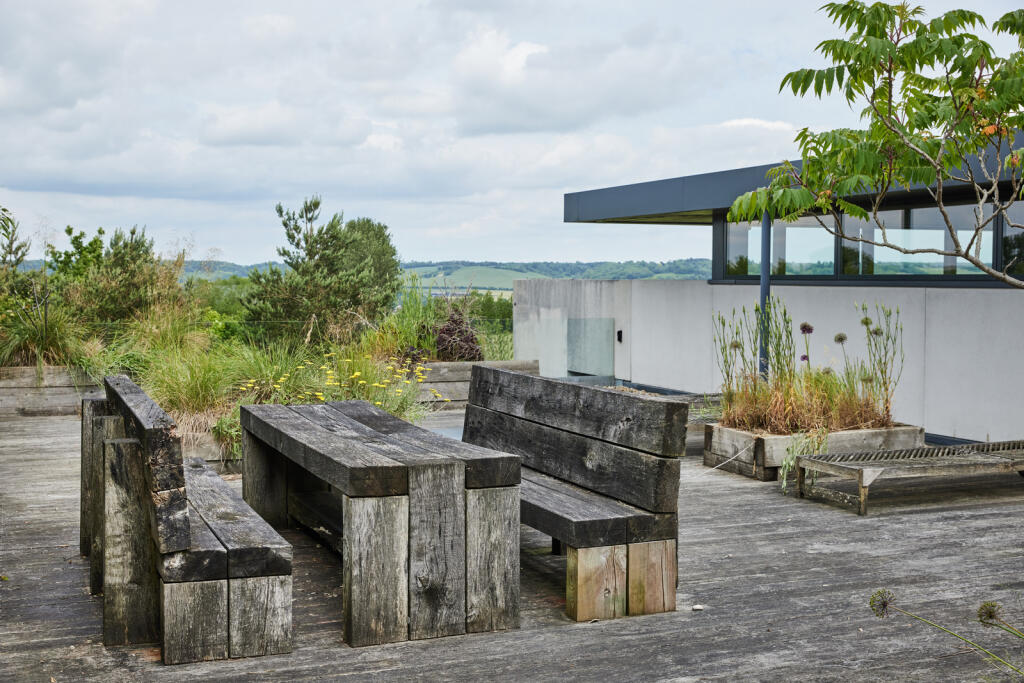 218860 - DGLA1211.jpg