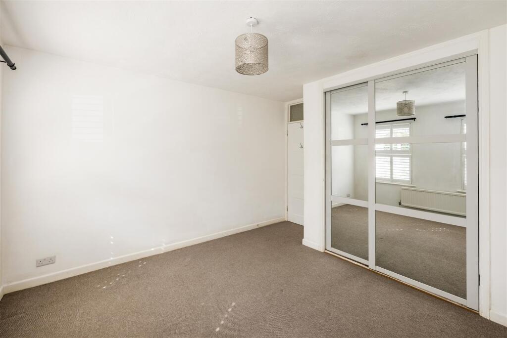 Flat 3, Granville Court_11.jpg