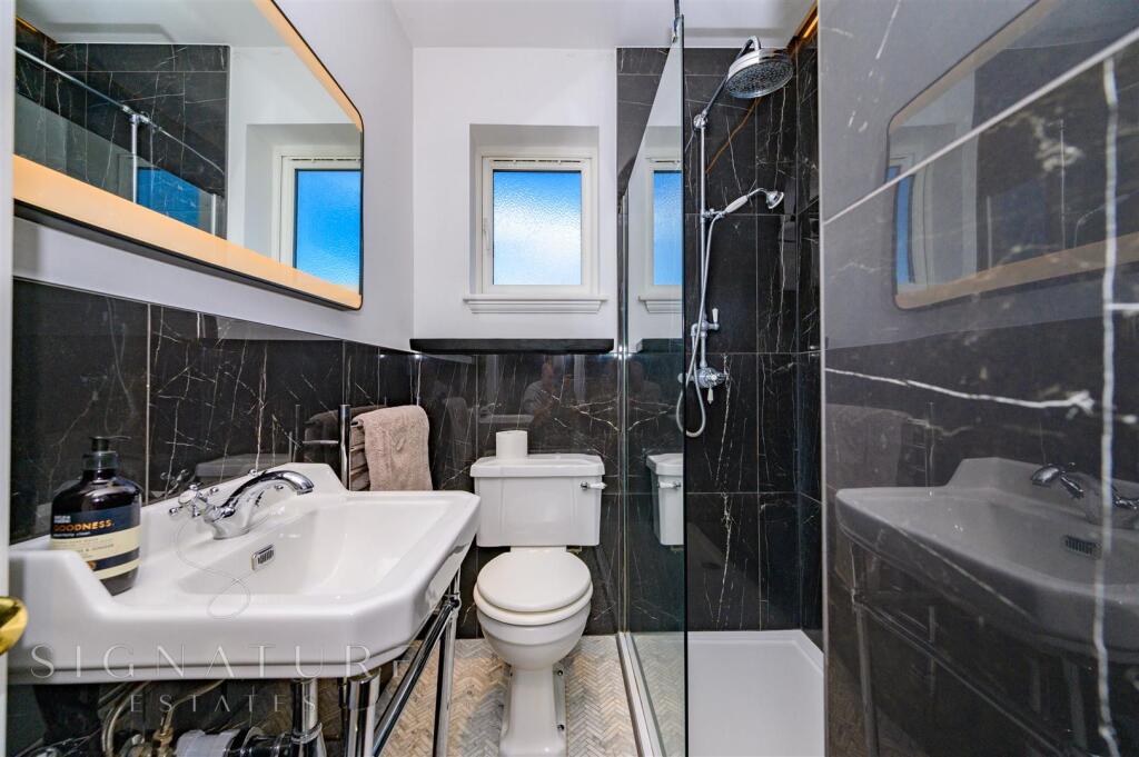 GreenLaneBovingdon_41.jpg