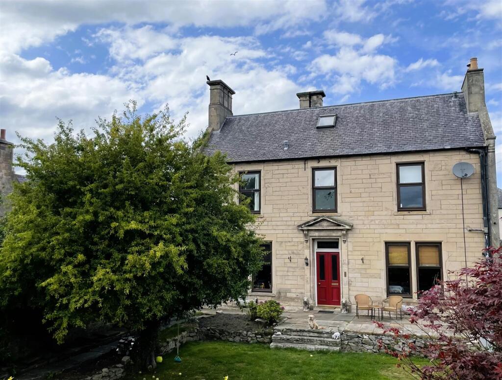 RICHMOND, MOSS STREET, ELGIN