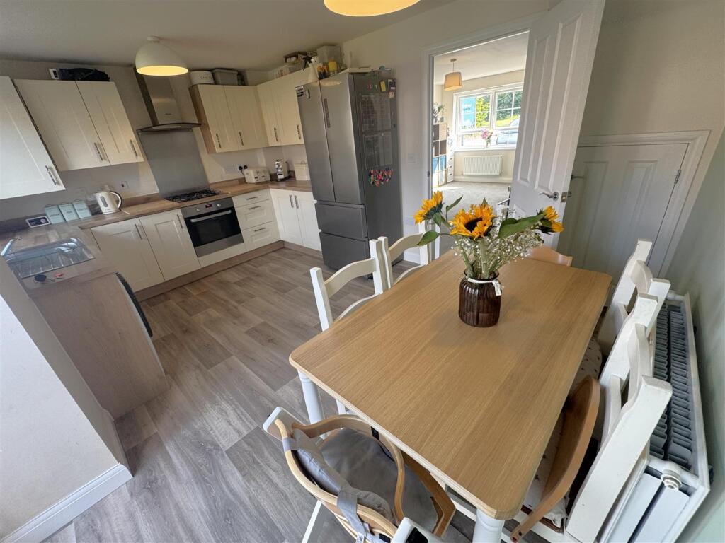 Kitchen &amp; dining.jpg