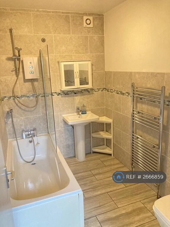 Downstairs Family Bathroom