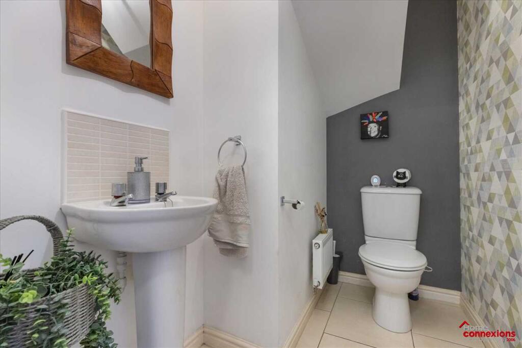 Lower Level WC