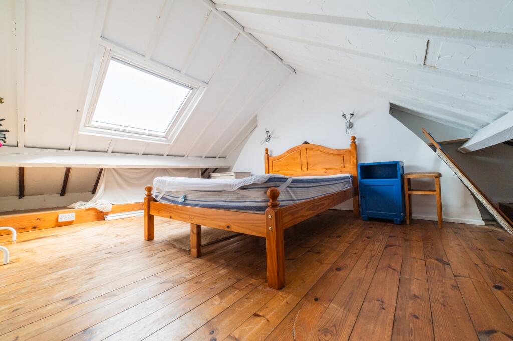 Call 02920 454555 to secure your viewing_9