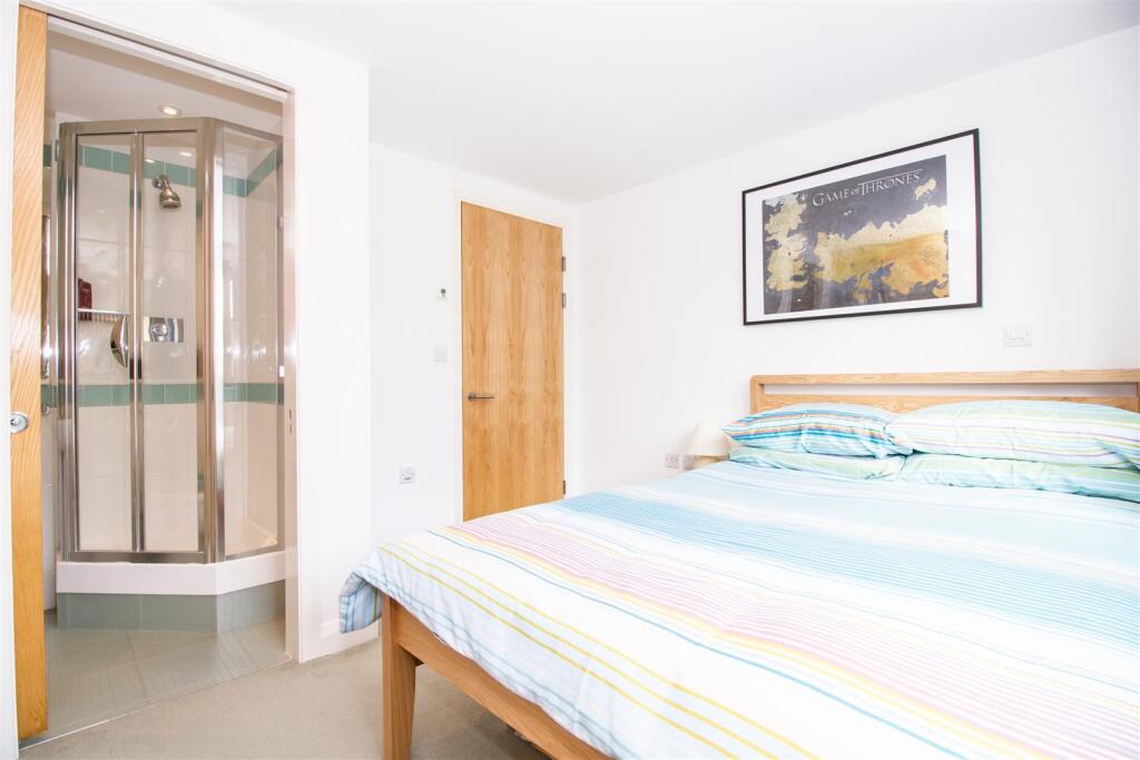 Bedroom.jpg