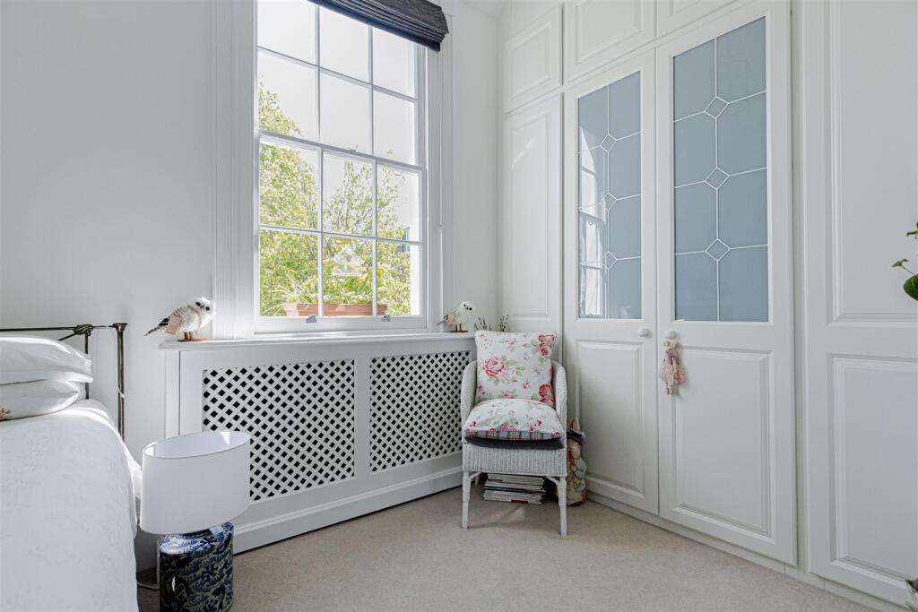 Hemingford Road (17).jpg