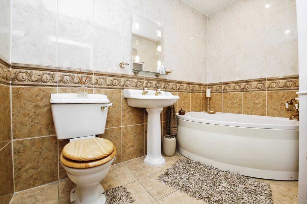 Downstairs Bathroom