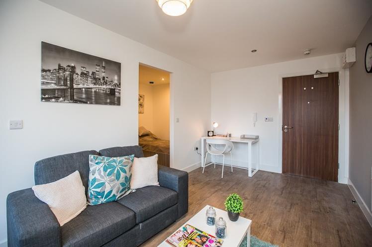 mOu2AAxcdEmKn7OahAAy