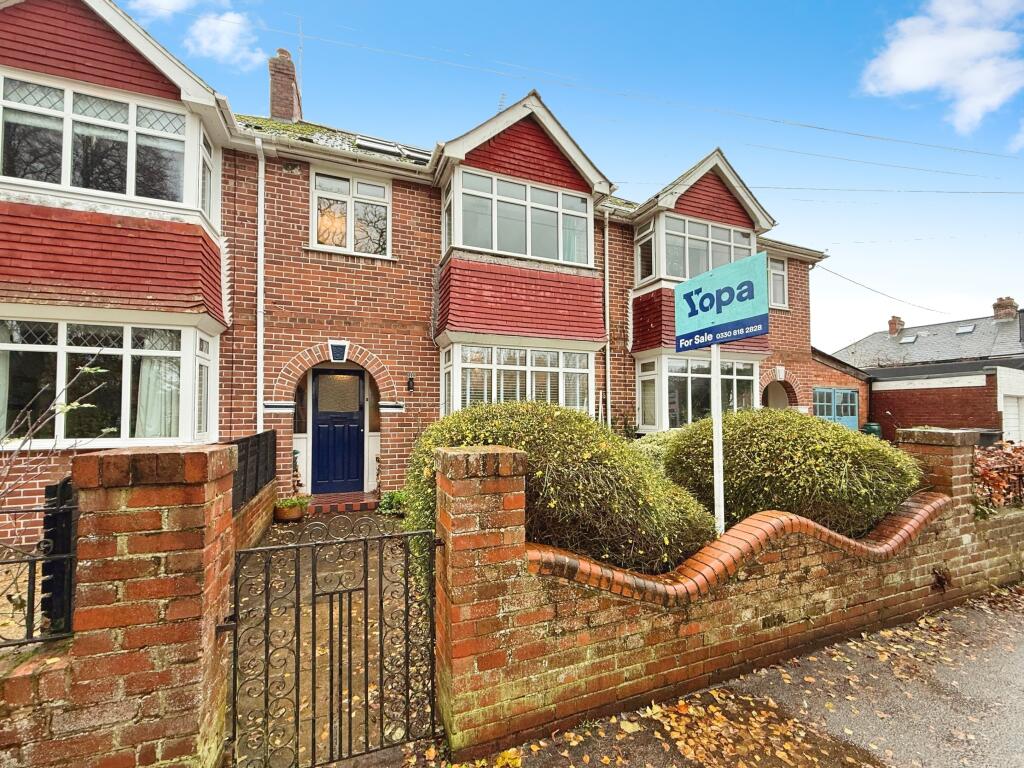 Lawrence Avenue, Exeter, EX4