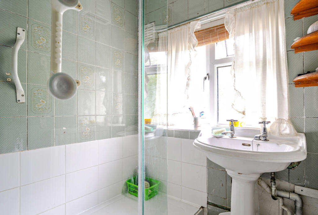 1343514-18-68b81f...