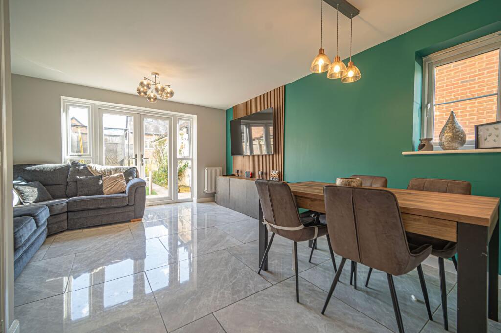 Living/Dining room