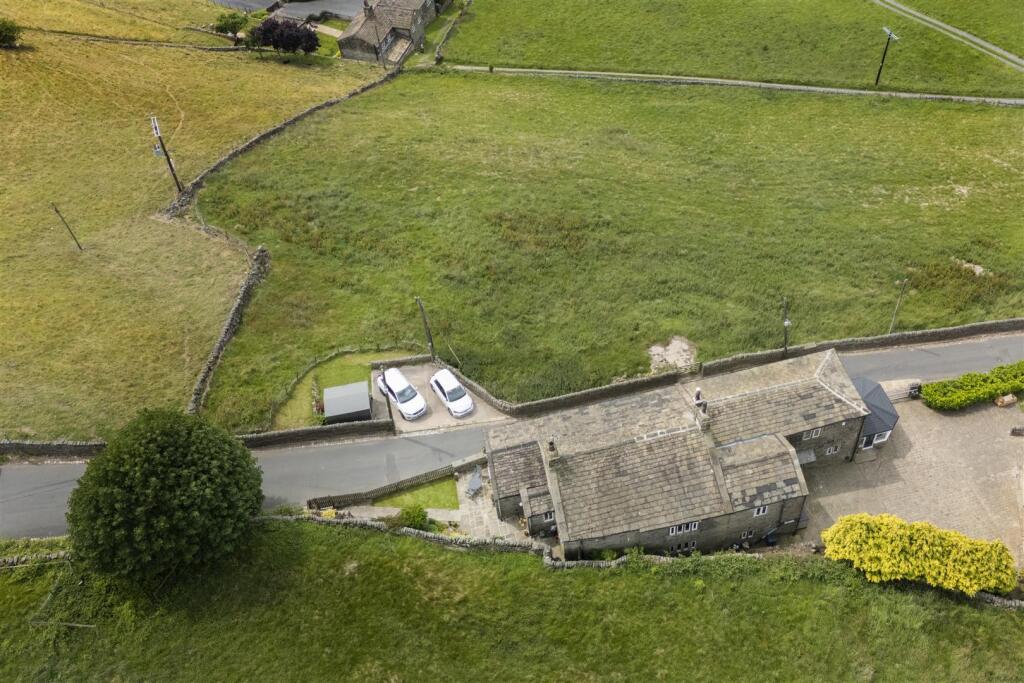 Bramleys Estate Agents - Laneside Cottage - Wainst