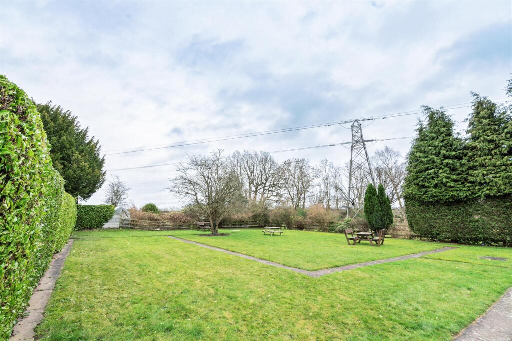 7 Catherines Close-16_lo.jpg