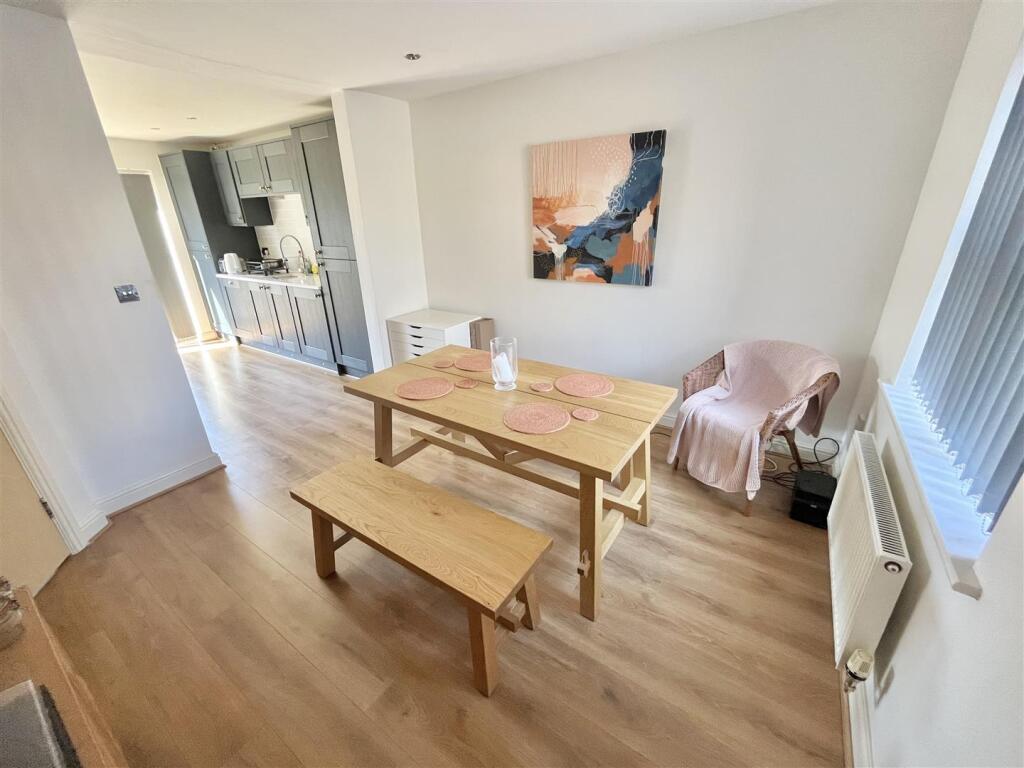 Sitting Room Aspect 2