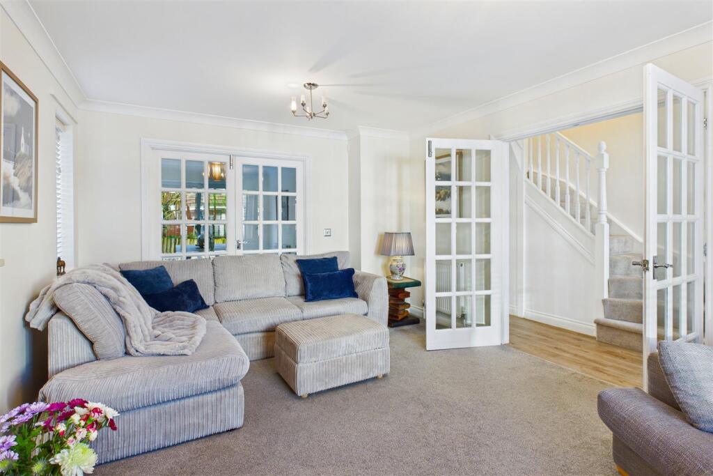 Lounge double doors