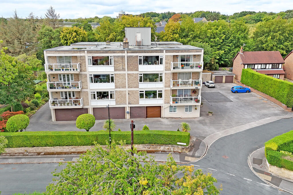Harlow Oval Court, Harrogate