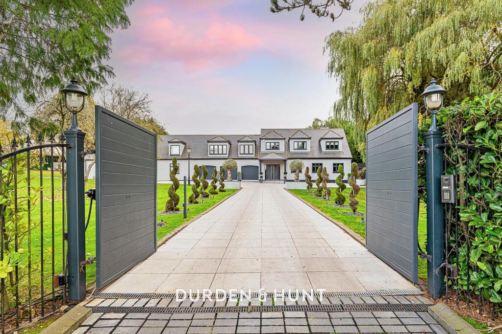 Greensted-122.2.jpg