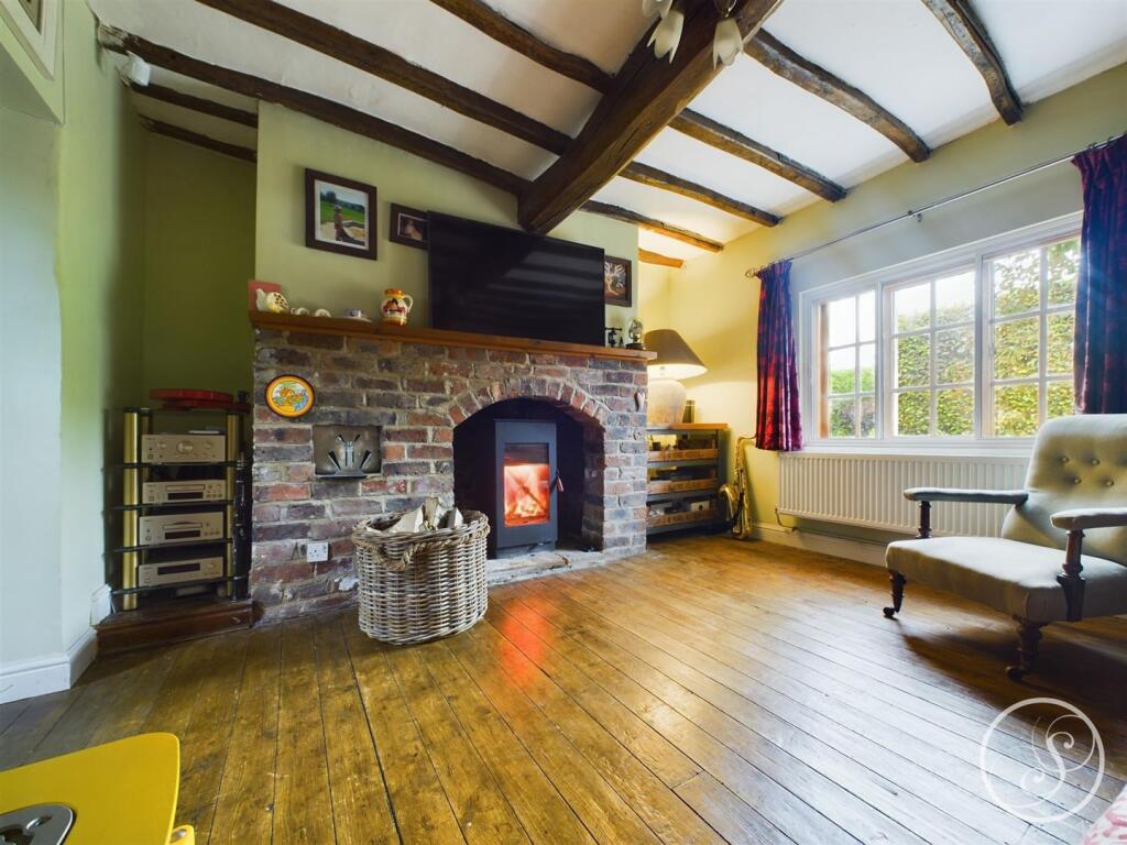 SITTING ROOM