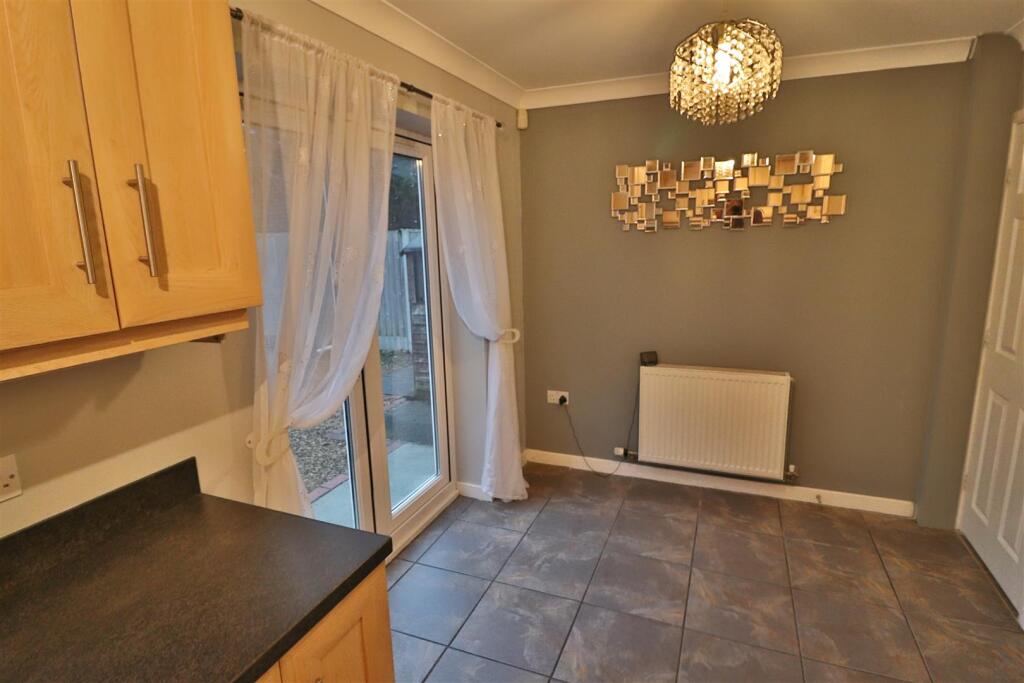 OPEN PLAN DINING KITCHEN