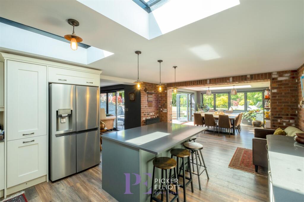 Impressive Living Kitchen/Dining Room