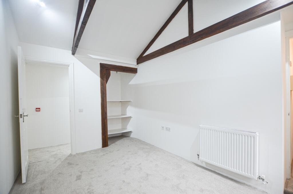 4 Agan Chy - 01208 872728-38