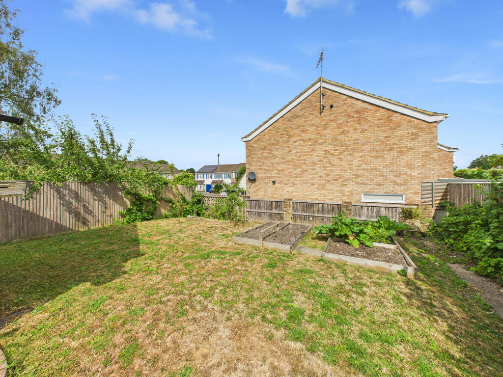 CAM02909G0-PR0447-STILL004