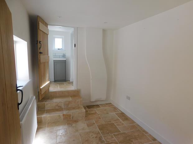 21 High Street Utility Room