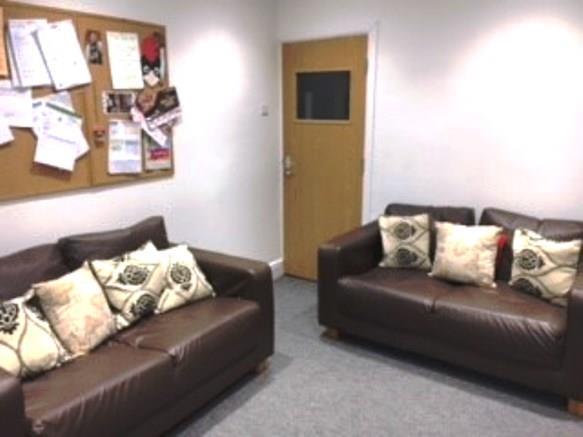Lounge.jpg