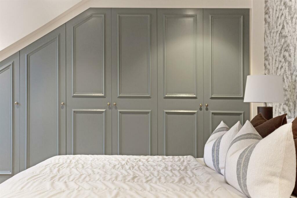 Tedworth-Property-For-Sale-Gledhow-Gardens-SW5-17.