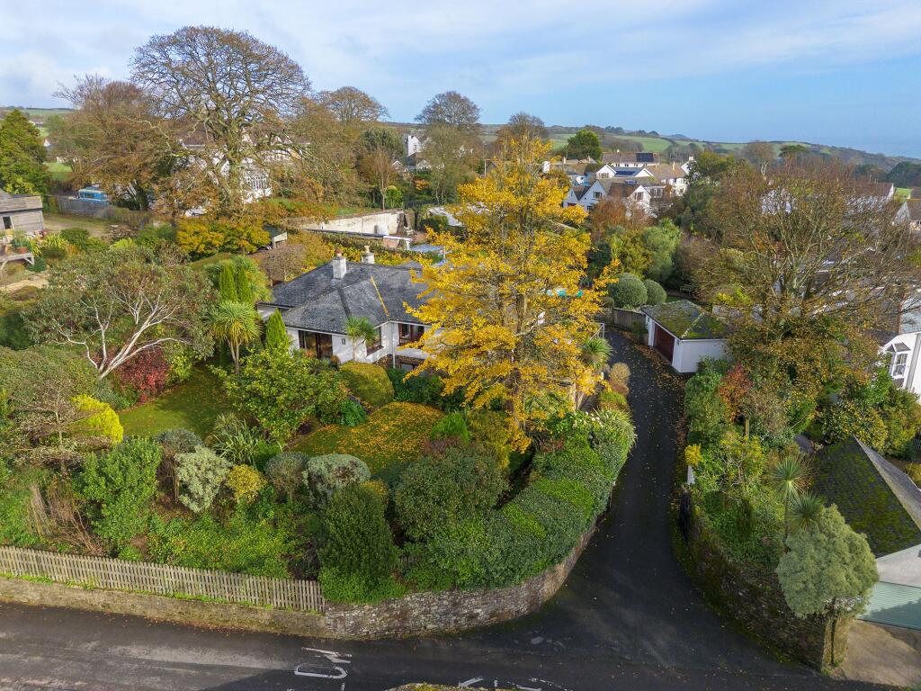 Drone_Ginkgo House, Stoke Fleming