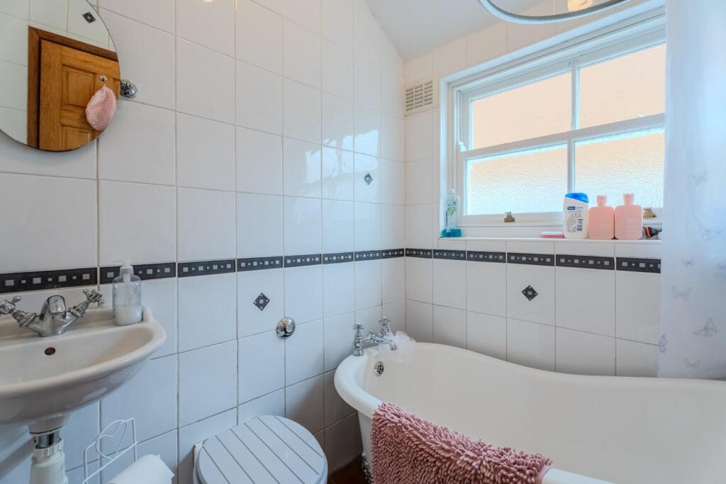 Turls Hill Road-5.jpg