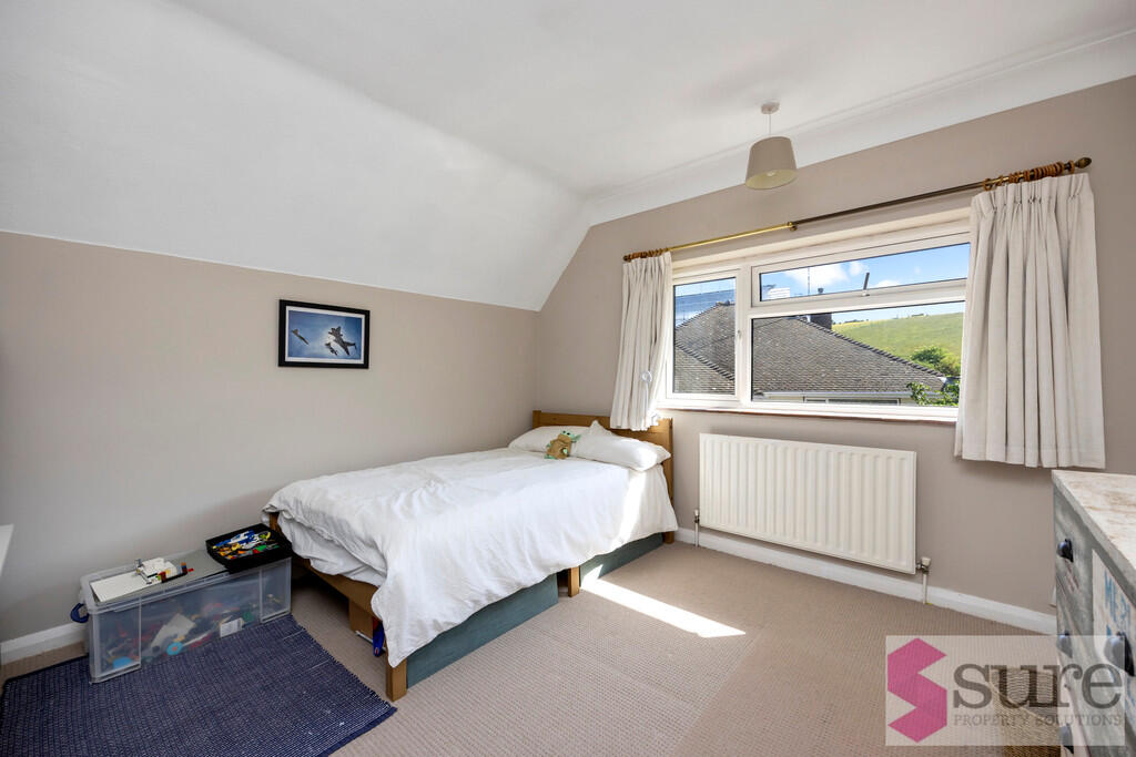 Dean Court Road_9...