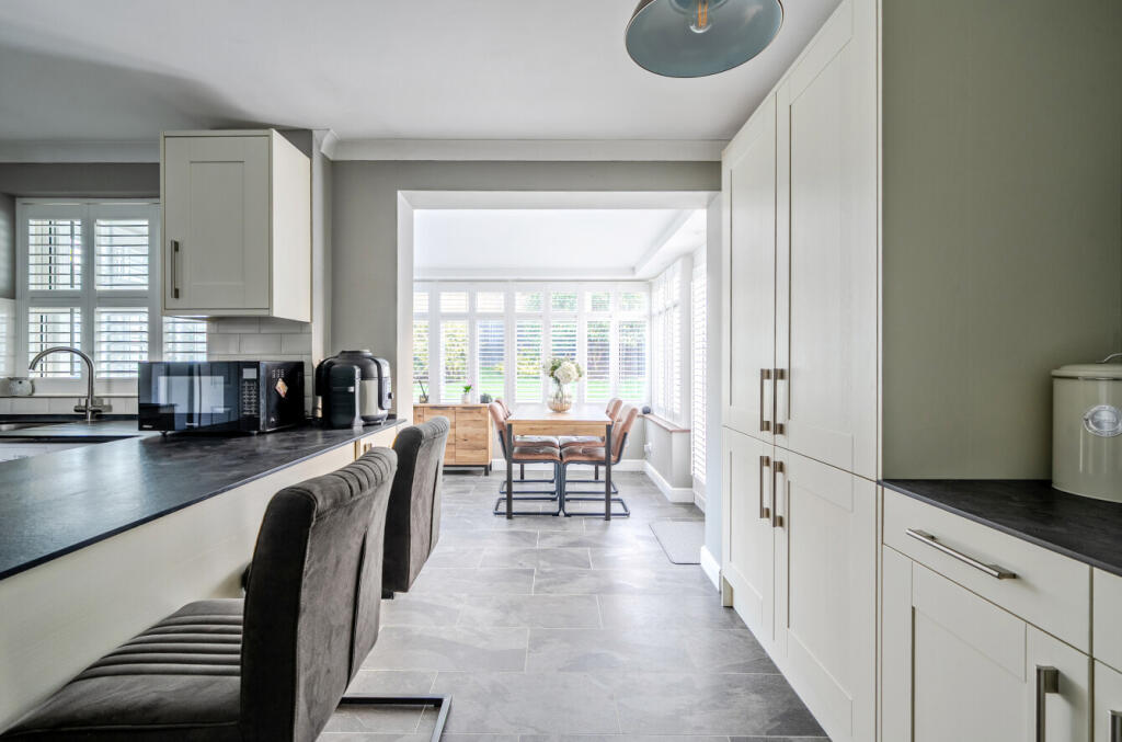 1389326-14-693ffa...