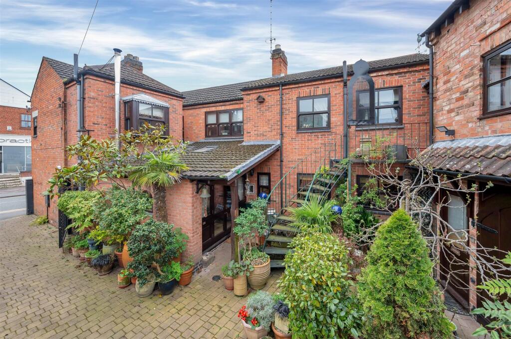 23a High Street PH-4.jpg