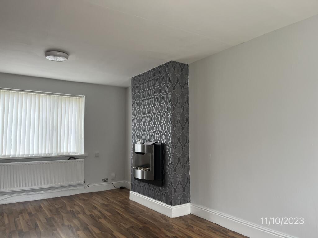 77 Owton manor lane 11.10 (11)