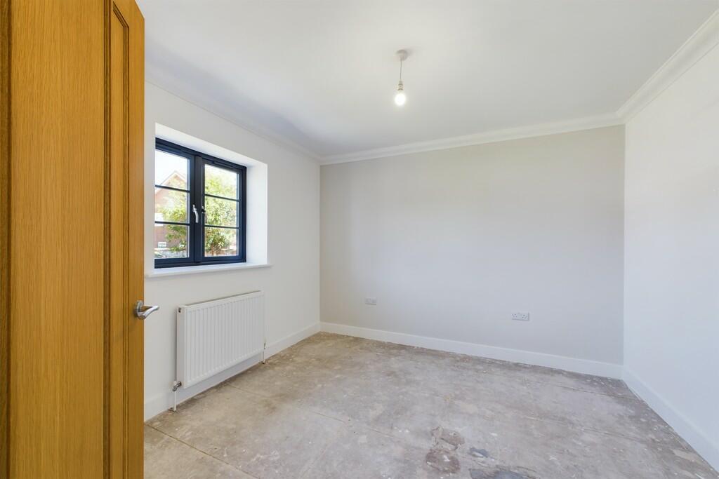 CAM01211G0-PR0081...