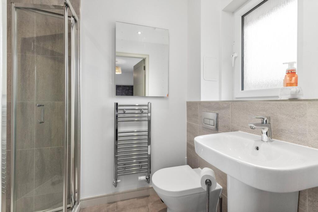 Bedroom One En Suite