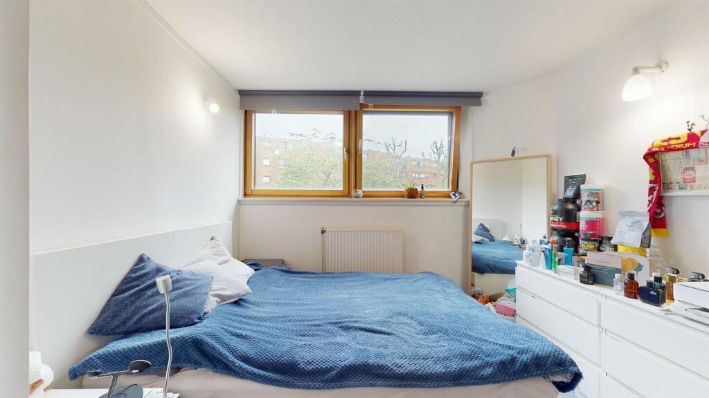 23BWbedroom6.jpg
