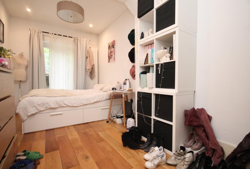 Bedroom2
