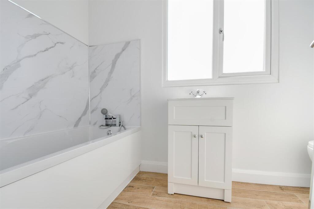 Family bathroom