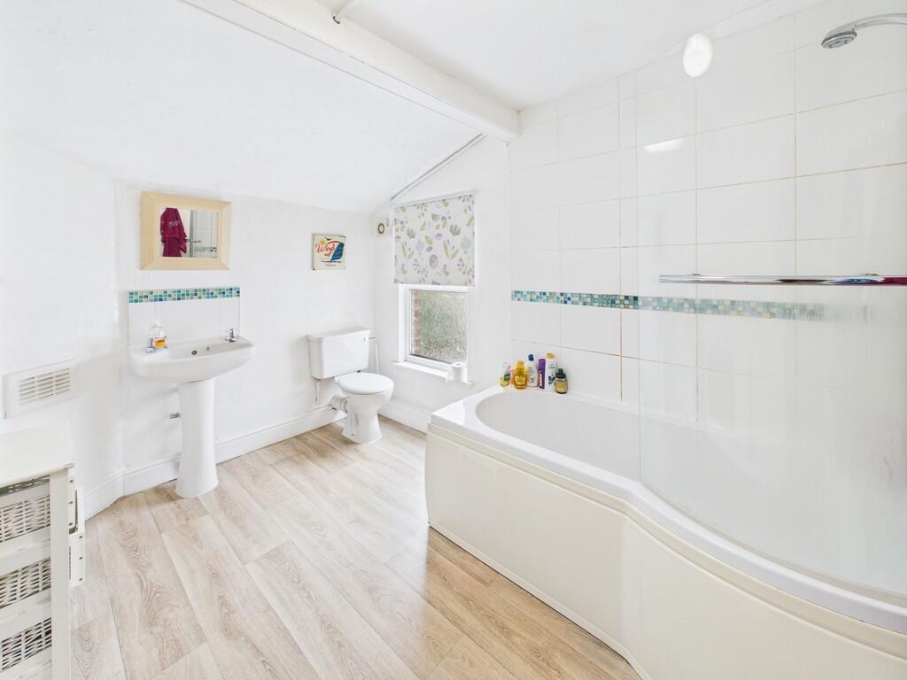 CAM02854G0-PR0428...