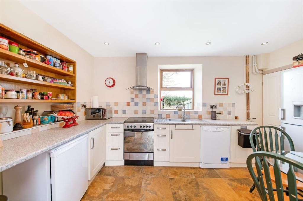 BREAKFAST DINING KITCHEN