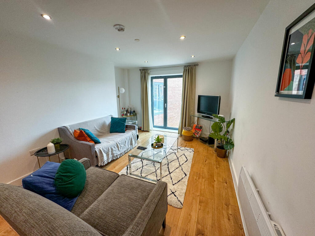 leyalandhouse76IMG_2266_edited.jpg